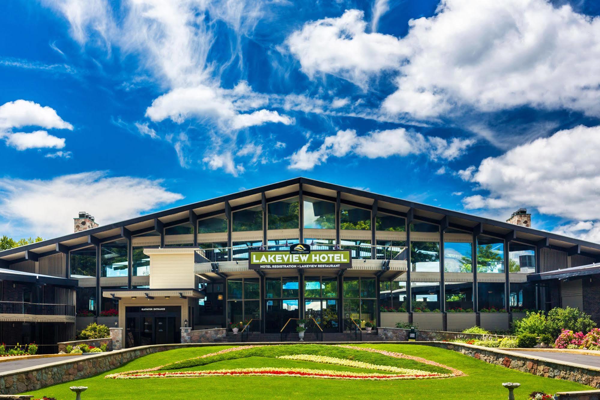 Summit Village Bellaire Экстерьер фото